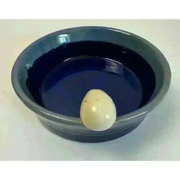 Tumbleweed Pottery-Light/Dark Blue & Tan Egg-5.5” Pottery Bowl trinket dish - Picture 11 of 13